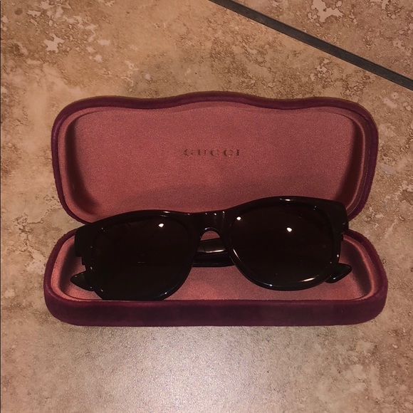 Polarized Gucci Sunglasses - Picture 1 of 4